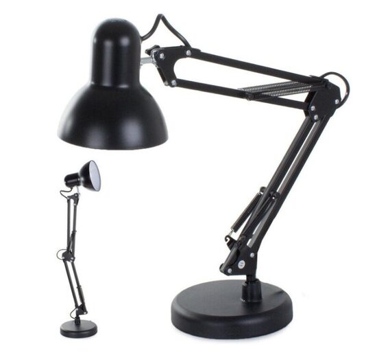 Stalinis šviestuvas reguliuojamas